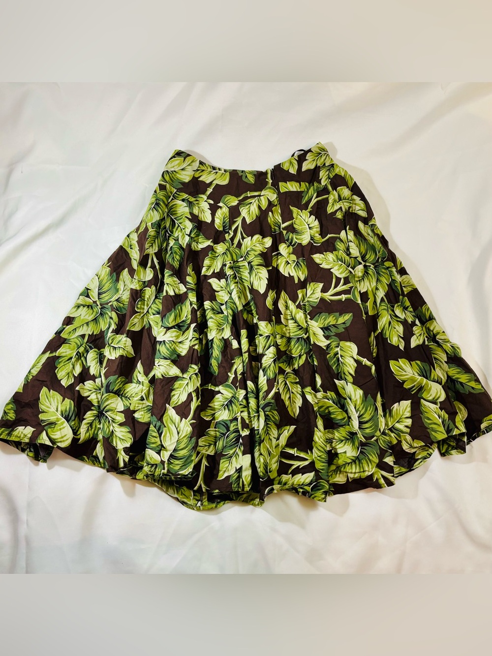 Jones New York Signature Size 6 Brown Green Tropical Leaf Flare Midi Skirt